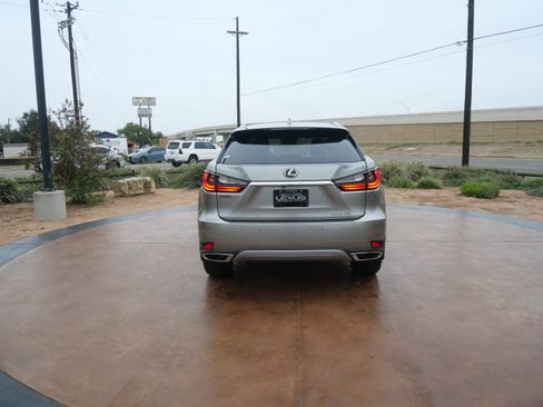 Certified 2022 Lexus RX 350 FWD w/ Premium Package image 3