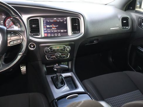 Used 2022 Dodge Charger R/T w/ Blacktop Package image 11
