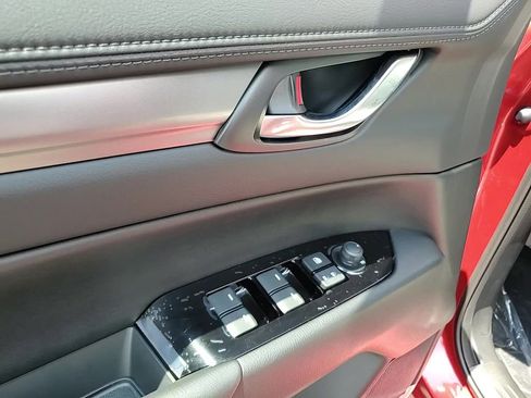 New 2025 MAZDA CX-5 AWD 2.5 S w/ Preferred Package image 13