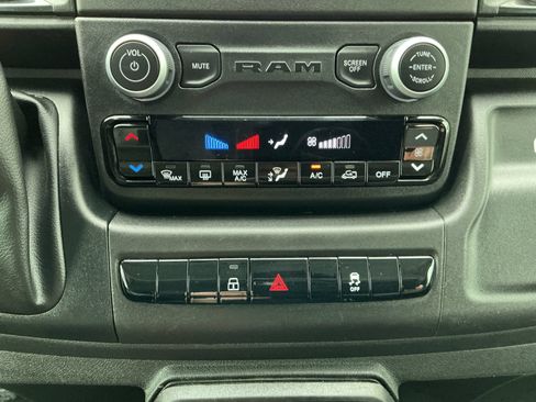 Used 2022 RAM ProMaster 2500 FWD image 21