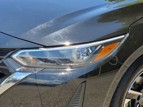 Used 2024 Nissan Sentra SV FWD image 28
