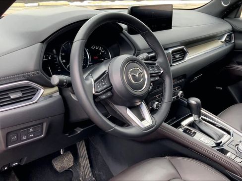 Used 2025 MAZDA CX-5 Signature image 18