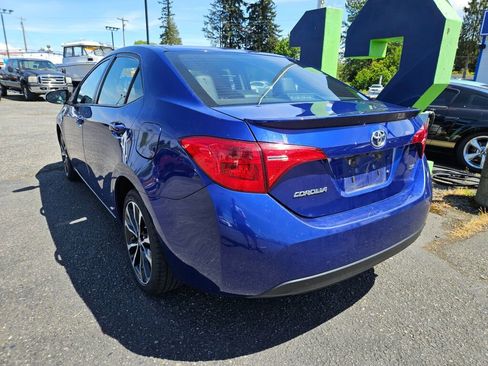 Used 2018 Toyota Corolla SE FWD image 3