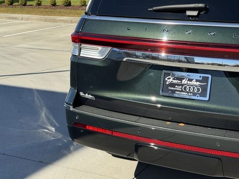 Used 2023 Lincoln Navigator Black Label image 15