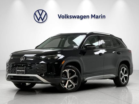 New 2026 Volkswagen Tiguan SE AWD/4WD image 1