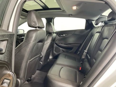 Used 2024 Chevrolet Malibu LT FWD image 17