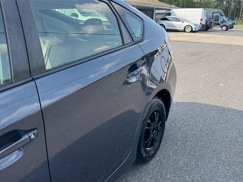 Used 2013 Toyota Prius Two FWD image 16