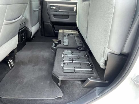 Used 2016 RAM 1500 Big Horn RWD image 12