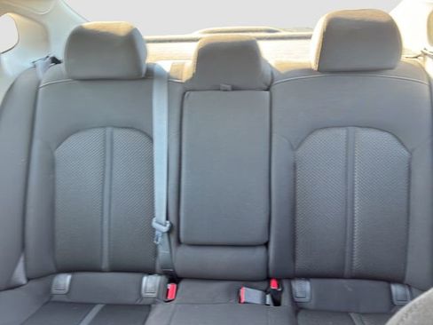 Used 2018 Kia Optima LX w/ 17" Alloy Wheels Package image 15