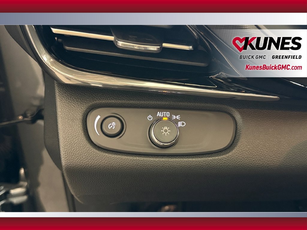 New 2026 Buick Envista Sport Touring w/ Convenience I Package FWD image 17