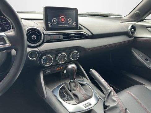 Used 2017 MAZDA MX-5 Miata RF Grand Touring RWD image 15
