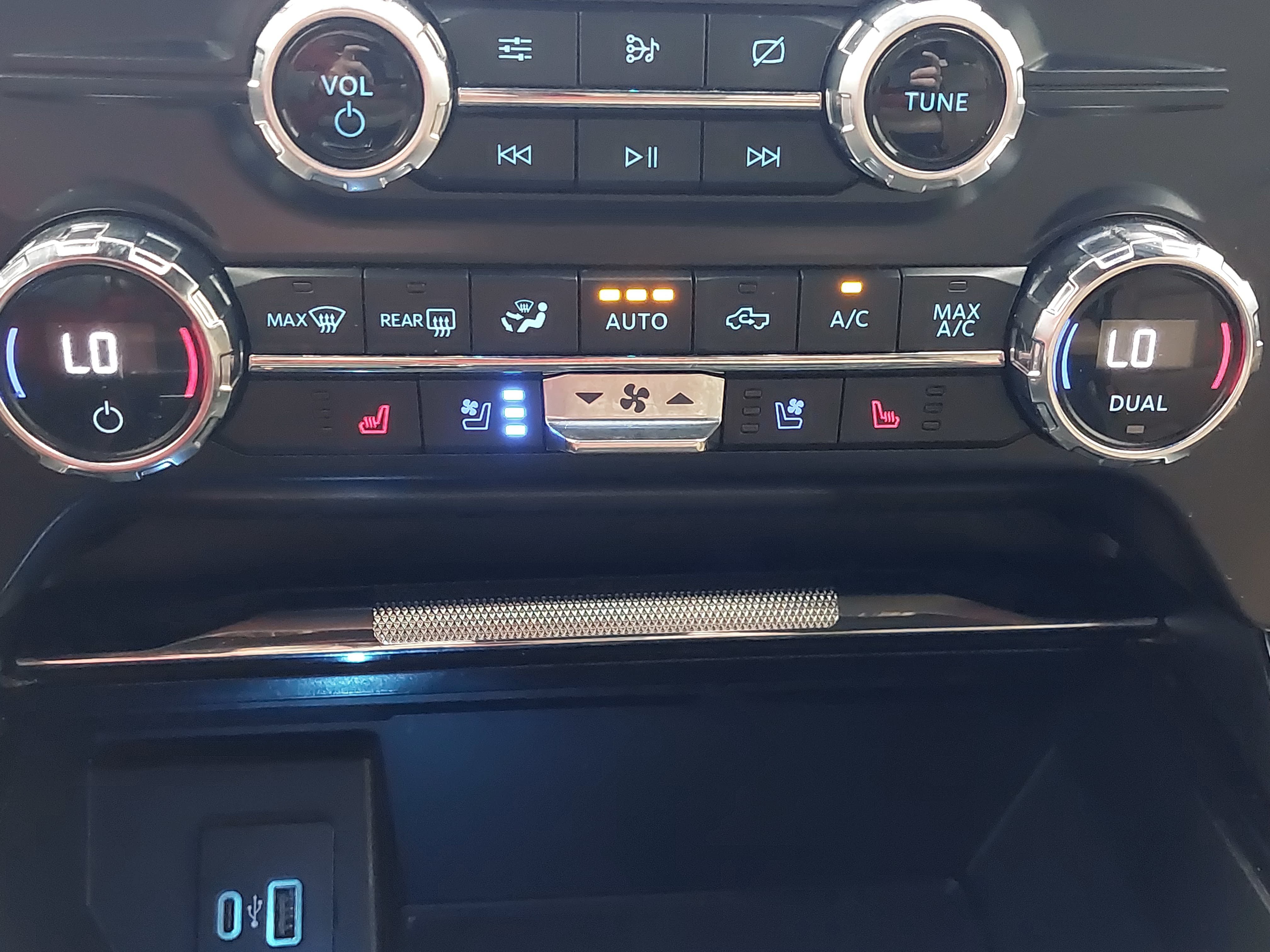 Used 2021 Ford F150 Lariat AWD/4WD image 22