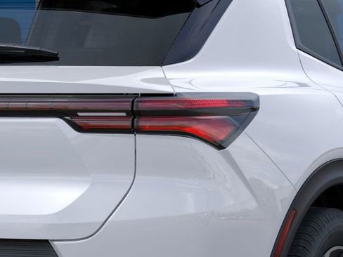 New 2026 Chevrolet Equinox EV LT image 11