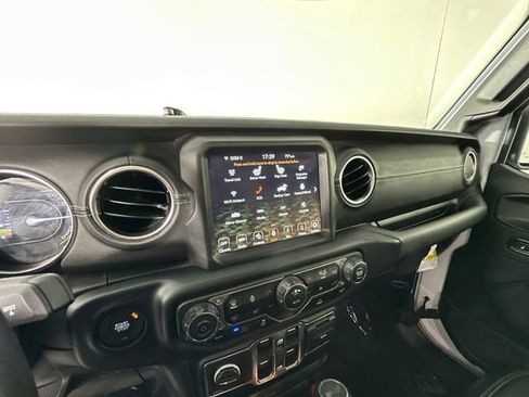 Certified 2023 Jeep Wrangler Unlimited Sahara w/ Cold Weather Group image 25