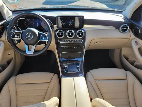 Used 2021 Mercedes-Benz GLC 300 image 11