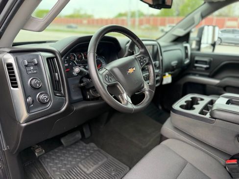 Used 2016 Chevrolet Silverado 2500 LT w/ LT Convenience Package AWD/4WD image 18