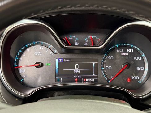 Used 2017 Chevrolet Impala LT w/ Convenience Package image 18