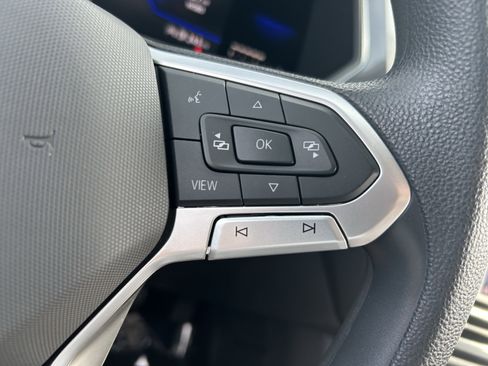 Certified 2023 Volkswagen Tiguan S image 17