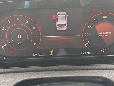 Used 2022 Volkswagen GTI SE FWD image 25