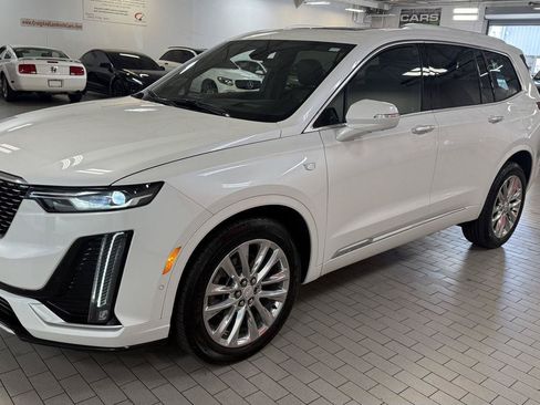 Used 2022 Cadillac XT6 Premium Luxury w/ Technology Package AWD/4WD image 43