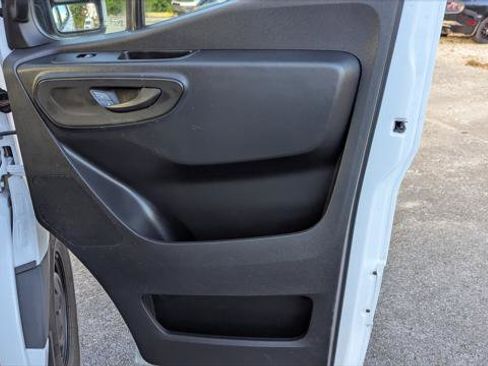 Used 2021 Mercedes-Benz Sprinter 2500 image 21