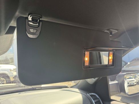 Used 2024 RAM 1500 Laramie AWD/4WD image 29