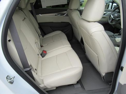 New 2026 Cadillac XT5 Premium Luxury w/ Driver Assist Package FWD image 34
