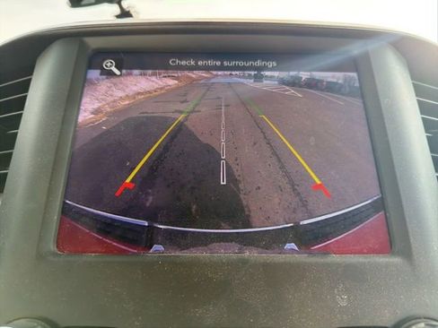 Used 2021 RAM 1500 Laramie w/ Off Road Group image 29