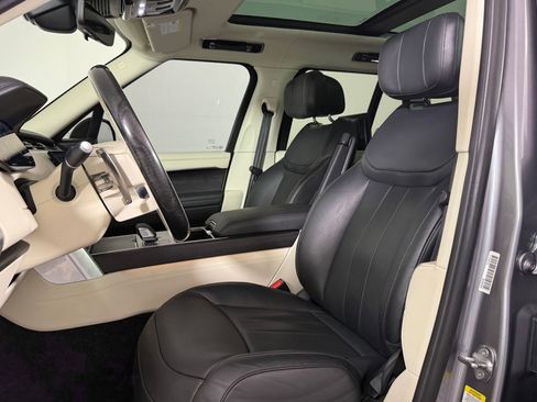 Used 2024 Land Rover Range Rover Autobiography AWD/4WD image 6