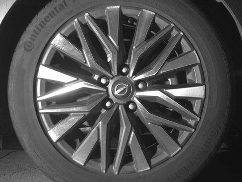 Used 2025 Nissan Altima 2.5 SV image 13