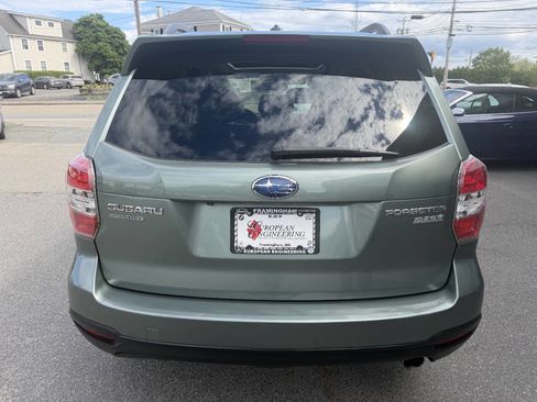 Used 2015 Subaru Forester 2.5i Limited AWD/4WD image 6