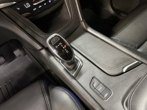 Used 2018 Cadillac XT5 Luxury image 23