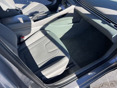 Used 2024 Hyundai Elantra SEL image 34