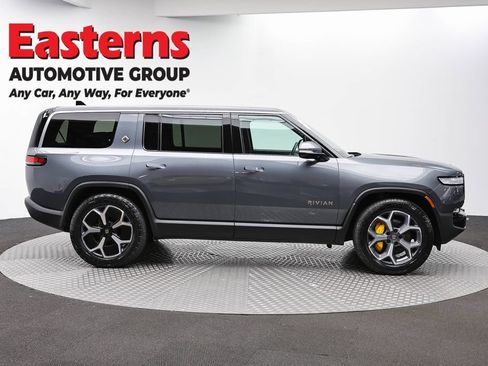 Used 2023 Rivian R1S Adventure AWD/4WD image 4