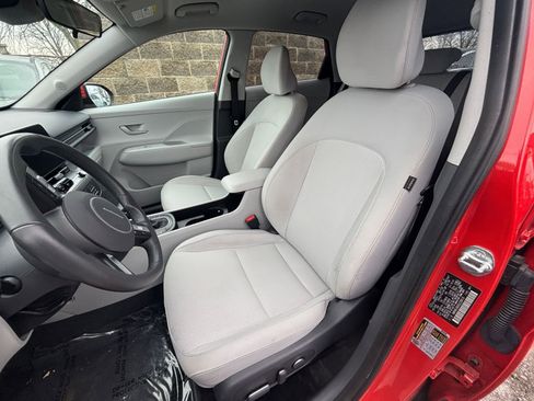 Used 2025 Hyundai Kona SEL image 35