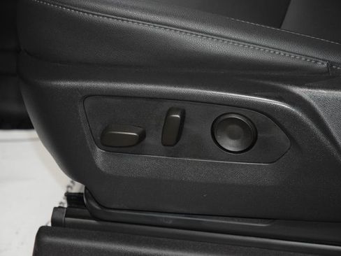 Used 2025 Chevrolet Silverado 3500 LT w/ All Star Edition image 39