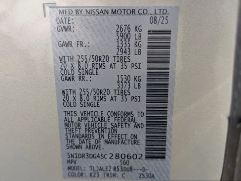 Certified 2025 Nissan Pathfinder Platinum w/ Cargo Package FWD image 30