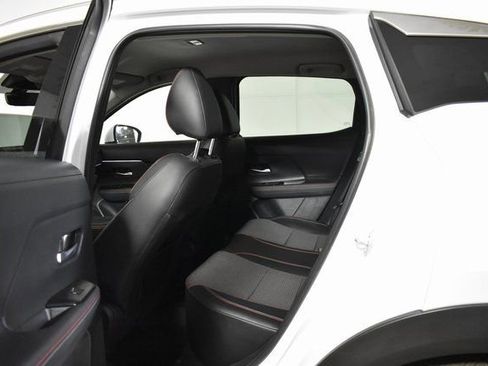 Certified 2025 Nissan Kicks SR w/ Illumination Package image 27