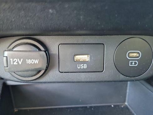 Used 2024 Hyundai Elantra SEL image 27