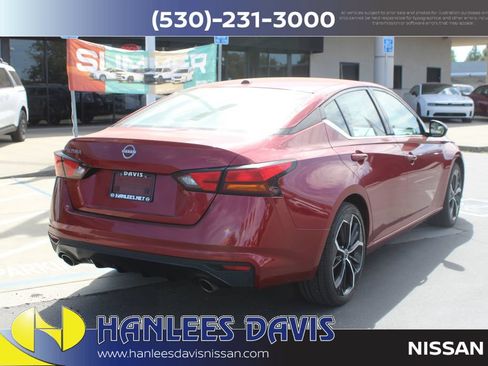 Used 2023 Nissan Altima 2.5 SR FWD image 7