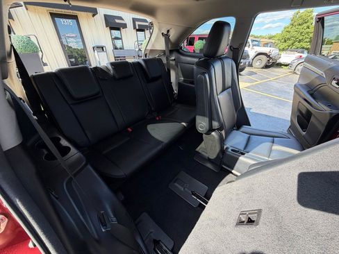 Used 2018 Toyota Highlander SE AWD/4WD image 39