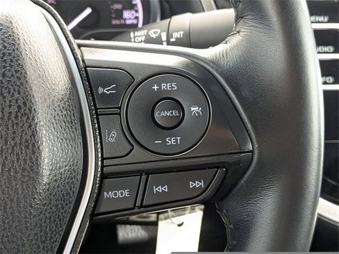 Used 2018 Toyota Camry SE image 23