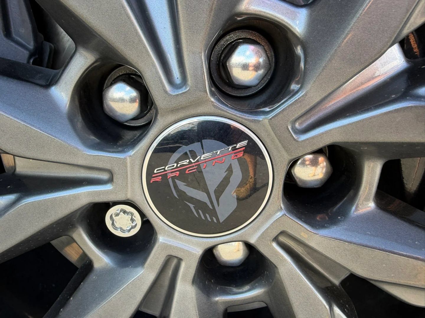 Used 2023 Chevrolet Corvette Stingray Coupe w/ 1LT RWD image 33