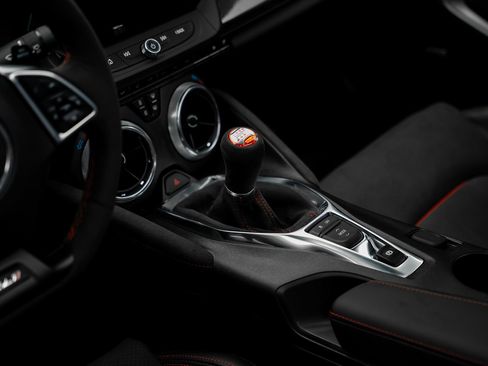 Used 2022 Chevrolet Camaro ZL1 RWD image 57