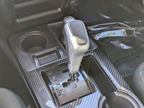 Used 2022 Toyota 4Runner TRD Off-Road image 21