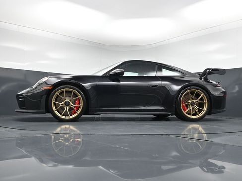 Certified 2026 Porsche 911 GT3 RWD image 22