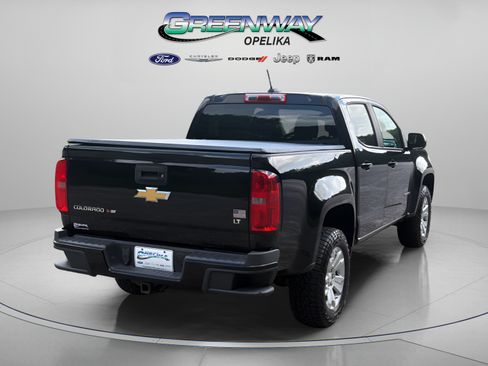 Used 2017 Chevrolet Colorado LT w/ LT Convenience Package RWD image 11