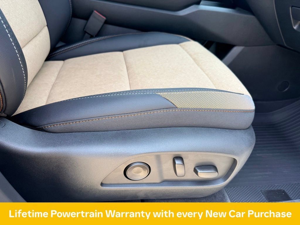 New 2027 Chevrolet Equinox ACTIV w/ Safety and Technology Package FWD image 14