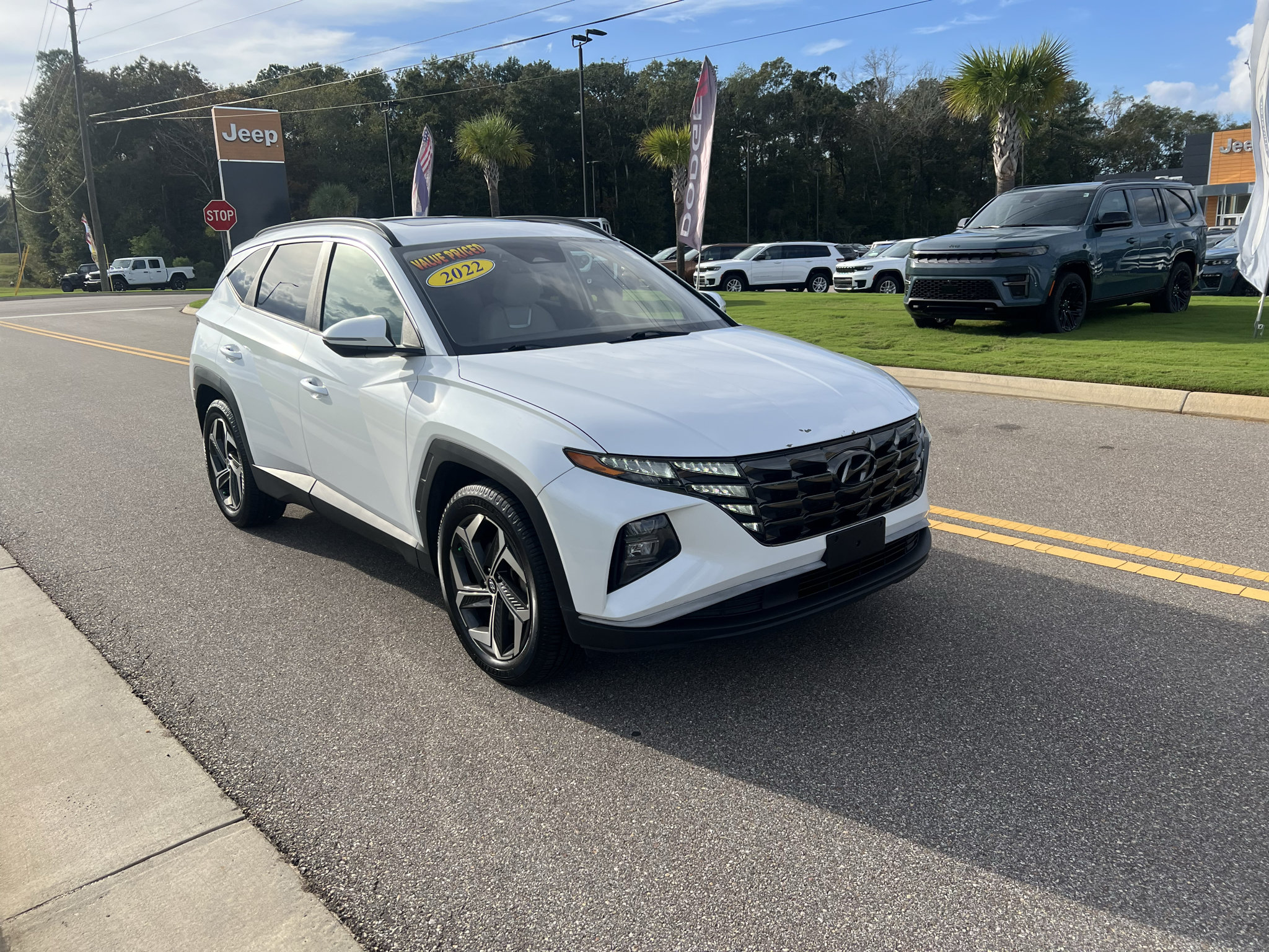 Used 2022 Hyundai Tucson SEL w/ Convenience + Premium Package FWD image 1