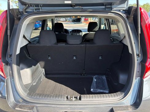 Used 2021 Kia Soul S FWD image 15